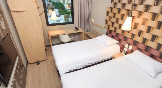 Двухместный номер Standard ibis Cucuta