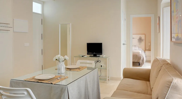 Deluxe Apartment San Luis, Забронировать Апартаменты/квартира Севилья провинция Севилья, рядом с Площадь Пласа-де-ла-Аламеда