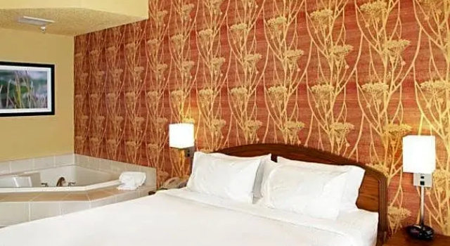 Номер Standard Courtyard Farmington