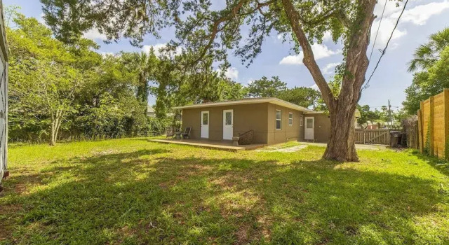 Charming St Augustine Home ~ 1 Mi to Dtwn!, จอง โรงแรม เซนต์ออกัสติน Saint Augustine Area, ใกล้ สนามมินิกอล์ฟอนาสตาเซียไอซ์แลนด์