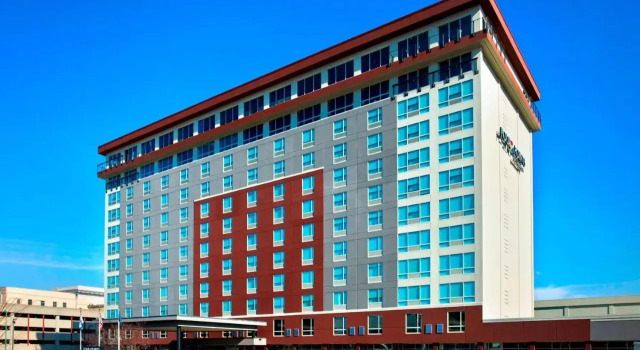 Holiday Inn Charleston, 预订 酒店 查尔斯顿 西弗吉尼亚州