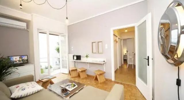 Live in Athens Thissio Apartments