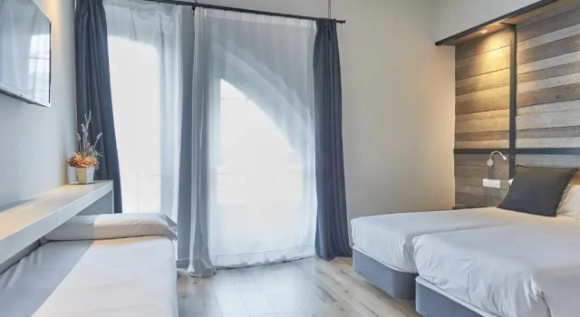 Трёхместный номер Standard Hotel Parada Puigcerda
