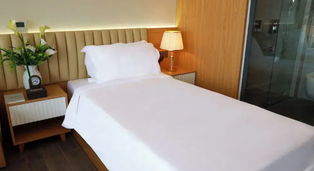 Daystar Hotel, Забронировать Отель Бизнес-отели Зыонгдонг, рядом с Coco Dive Center, 4* 5*