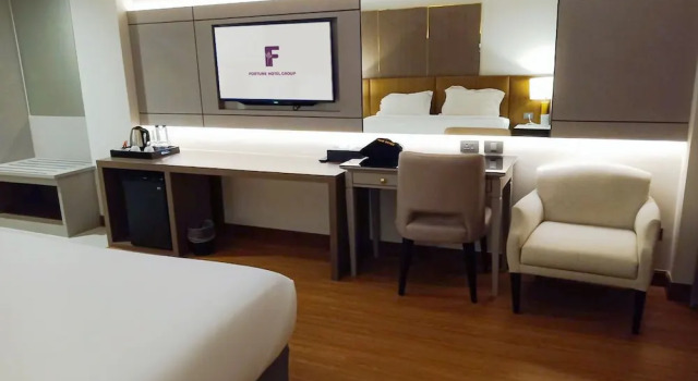 Двухместный номер Superior с балконом и с видом на реку Fortune River View Hotel Nakhon Phanom