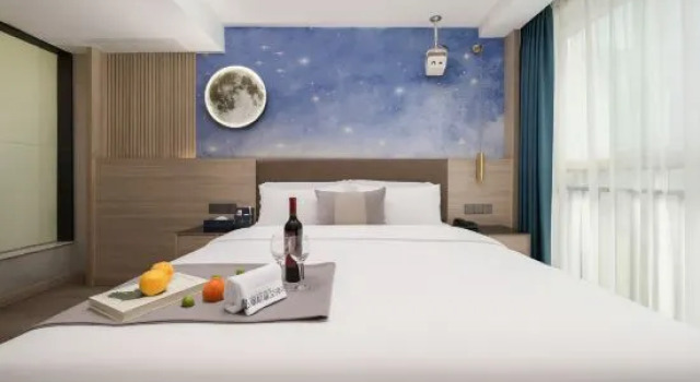 Двухместный люкс HEBE Xingkong Hotel (Loudi Wujiang Biguiyuan)