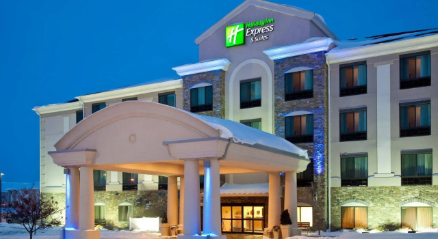 Holiday Inn Express Hotel & Suites Bismarck, an IHG Hotel, Buchen Sie Hotel Bismarck North Dakota