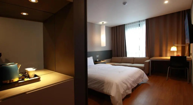 Двухместный номер Deluxe Mini Hotel 141
