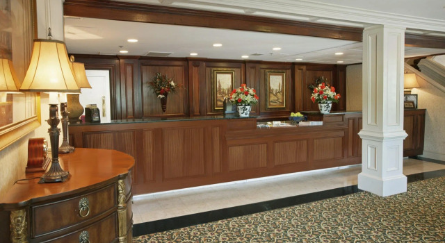 Номер Standard Clarion Hotel & Suites Convention Center Fredericksburg
