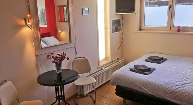 Houseboat Westerdok, Забронировать Отель Отели Норда 3 звезды, 3*