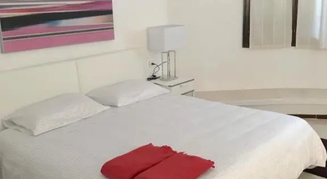 CALA BLANCA-TORRE BELLVER, Réserver Hôtel Cala Blanca Minorque