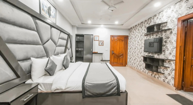 Crown Inn Hotel Multan, Varaa Hotelli Multan Punjab Region
