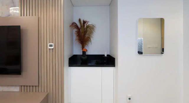 Keyrock Living - Luxury at Aykon Tower