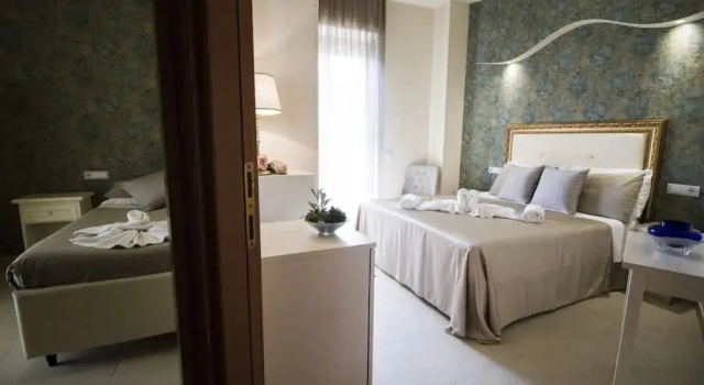 Семейный номер Standard с балконом и с видом на море Hotel Lady Mary