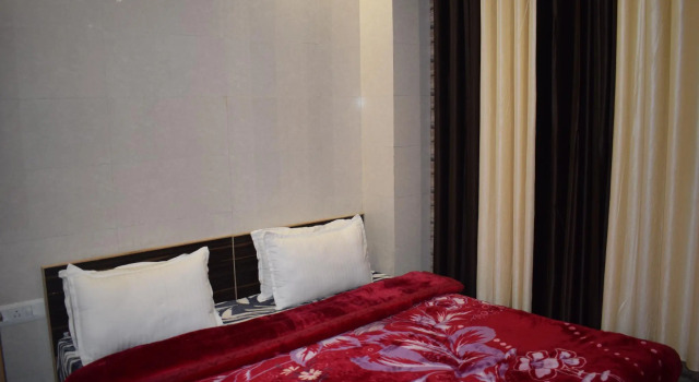 Трёхместный семейный номер Standard Hotel Star Light