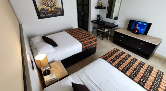Четырёхместный номер Standard с частичным видом на океан Coral Island Beach View Hotel