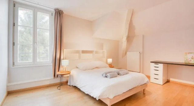 La Gardienne du XX !, Prenota Hotel Nancy 