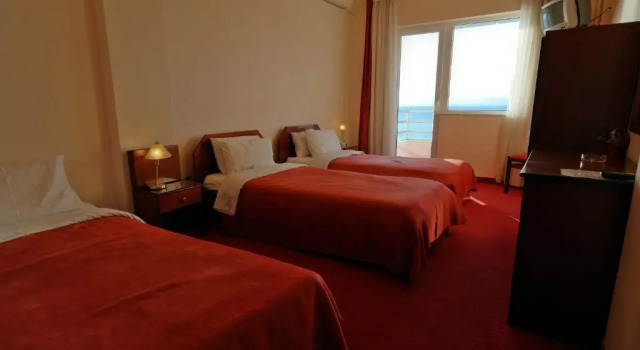 Трёхместный номер Standard с видом на море Hotel Excelsior
