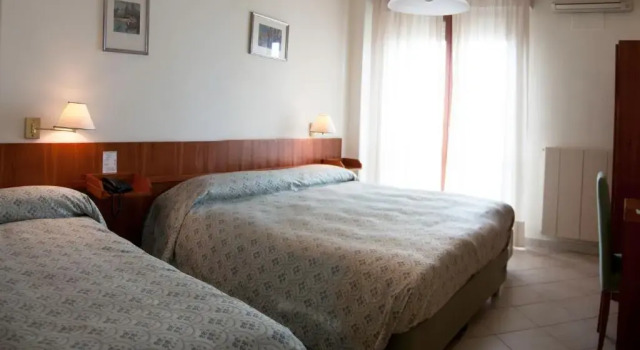 Трёхместный номер Standard Hotel Boston