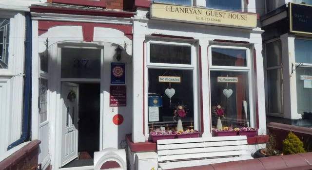 Llanryan Guest House, Забронировать Гостевой дом Гостевые дома Блэкпул, рядом с Рынок на улице Абингдон, Гостевой дом
