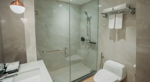 Двухместный семейный номер Standard Luwansa Hotel and Convention Center Manado