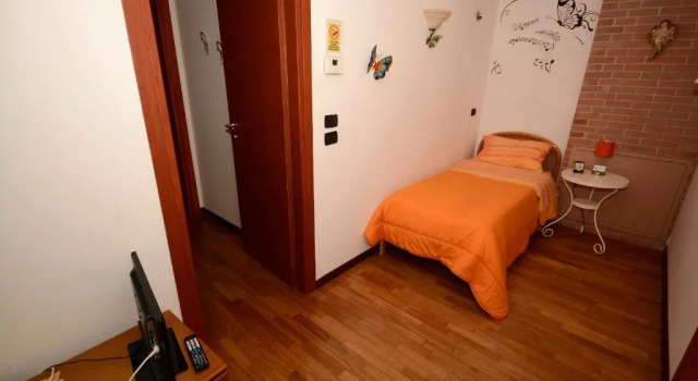 Camera Standard B&B Mariposa