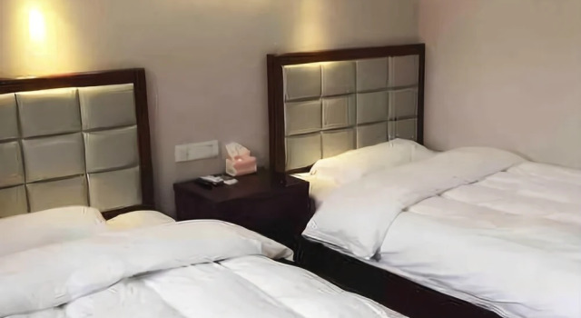 Minhang Zhixing Express Hotel