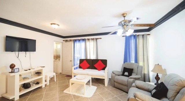 Garden Condos 7 - Central Apartment in Strip!