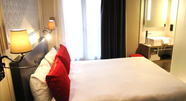 Hôtel Le Montmartre Saint Pierre, Забронировать Отель Отели Парижа 3 звезды, 3*