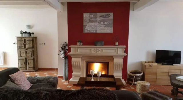 Коттедж Villa Lilly 2 piscine et jardin privé 8 chambres