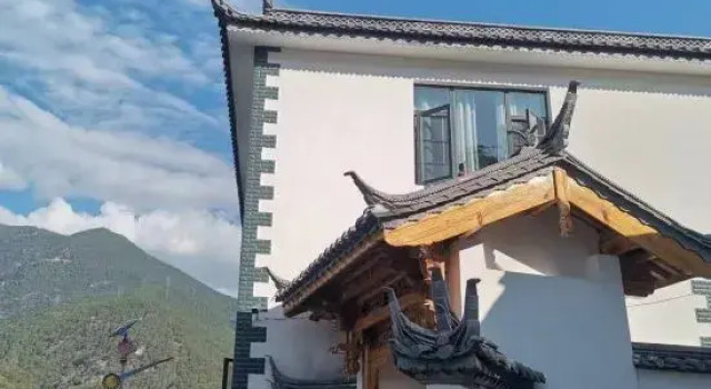 Yunya Homestay, Buchen Sie Hotel Hotels in Yunnan mit Parkplatz, Parkplätze