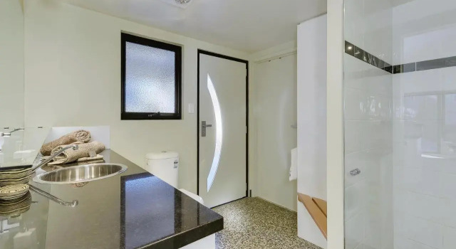 Park Beach Retreat, Book Hotel West Hobart Tasmania