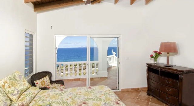 VillaRosa by Island Properties Online