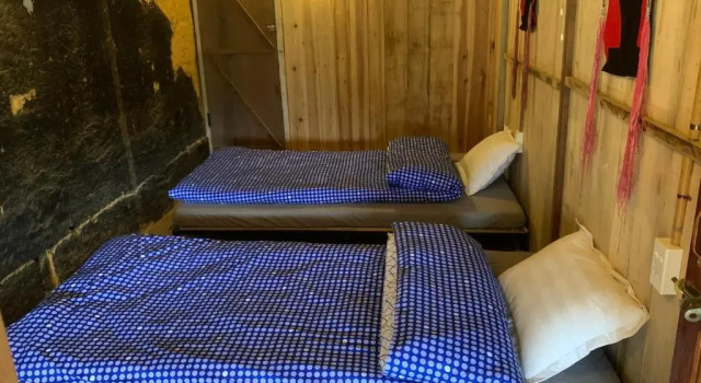 Mun Homestay, Rezervați Hotel Hoteluri în Ha Giang cu parcare, Parcare
