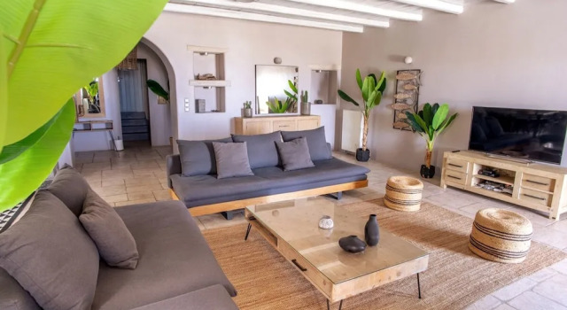 Luxury Villa Delphinus - AllParos Villas, Prenota Villa Hotel a Paro con piscina, Piscina