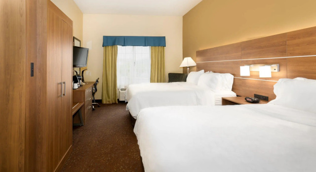 Четырёхместный номер Standard Holiday Inn Express St. Paul South - Inver Grove Heights by IHG