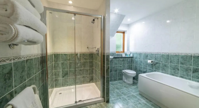 Семейный номер Deluxe Inverness Lochardil House, by Highland Coast Hotels