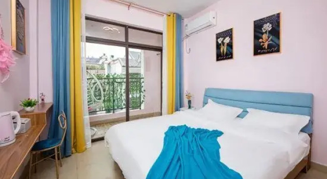 Люкс Deluxe Haiyou Travel Rental (Haitang Duty Free City Branch)