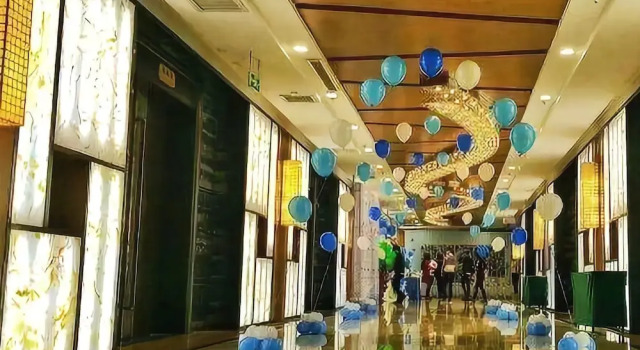 Qingdao Yunfatins Hotel
