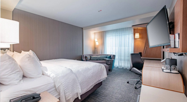 Номер Standard Courtyard by Marriott Toledo West