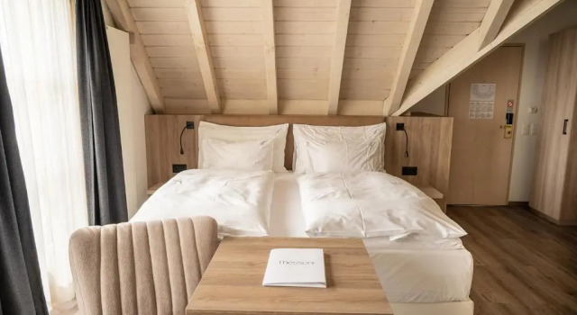 Полулюкс Boutiquehotel Thessoni Classic Zürich-Regensdorf & Residence Thessoni Home 350m distance to mainbuilding