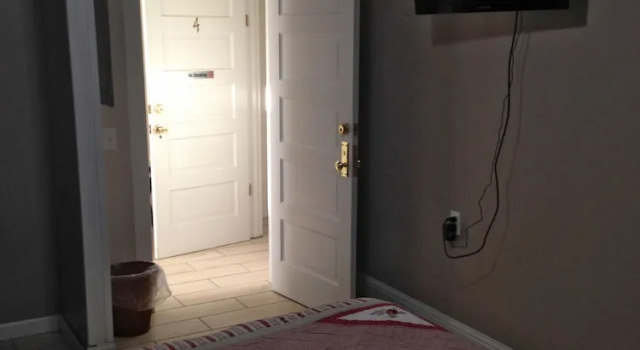 Номер Standard с видом на озеро Foster Lake Inn