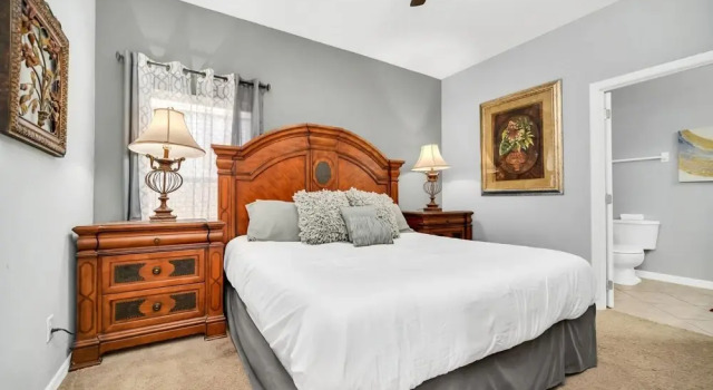 Spacious 6BR Home With Pool Hot Tub Theater and Netflix - Near Disney