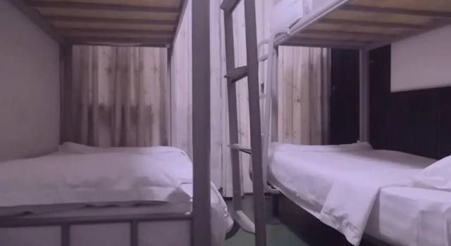 Четырёхместный номер Standard New Lao Paris Hotel