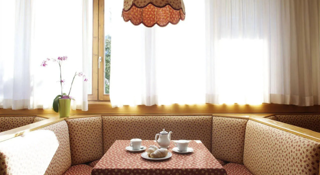 Hotel Alaska