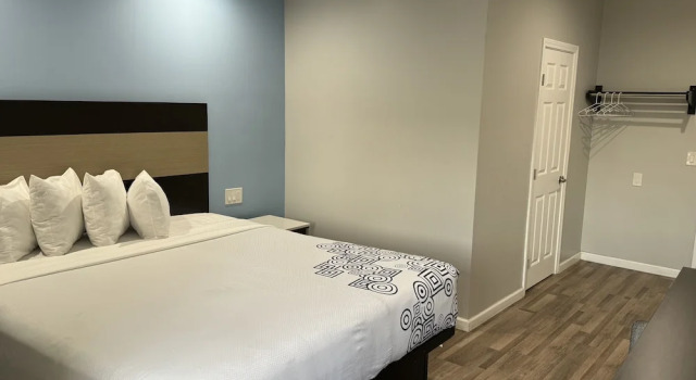 Двухместный номер Executive с балконом Surfside Inn Redondo Beach
