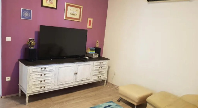 MARIO-50m FROM THE BEACH,TERRACE WITH SEA VIEW!, Prenota Hotel Splitska 