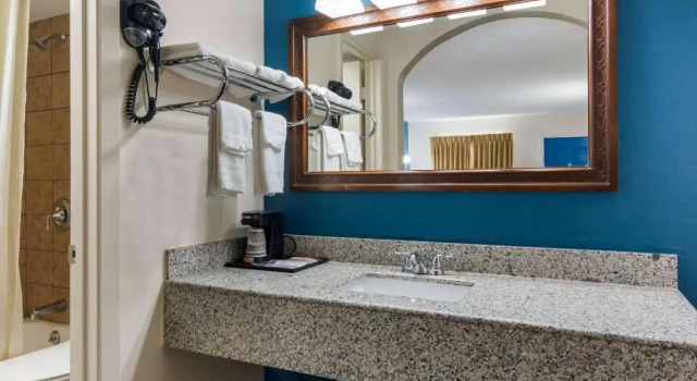 Номер Standard Rodeway Inn Broken Bow-Hochatown