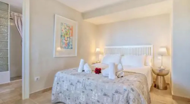Holiday Home Petite Fleur