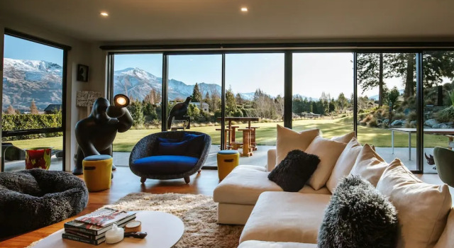 Коттедж Luxury с 4 комнатами с видом на горы Mt Roy Terrace - Art House
